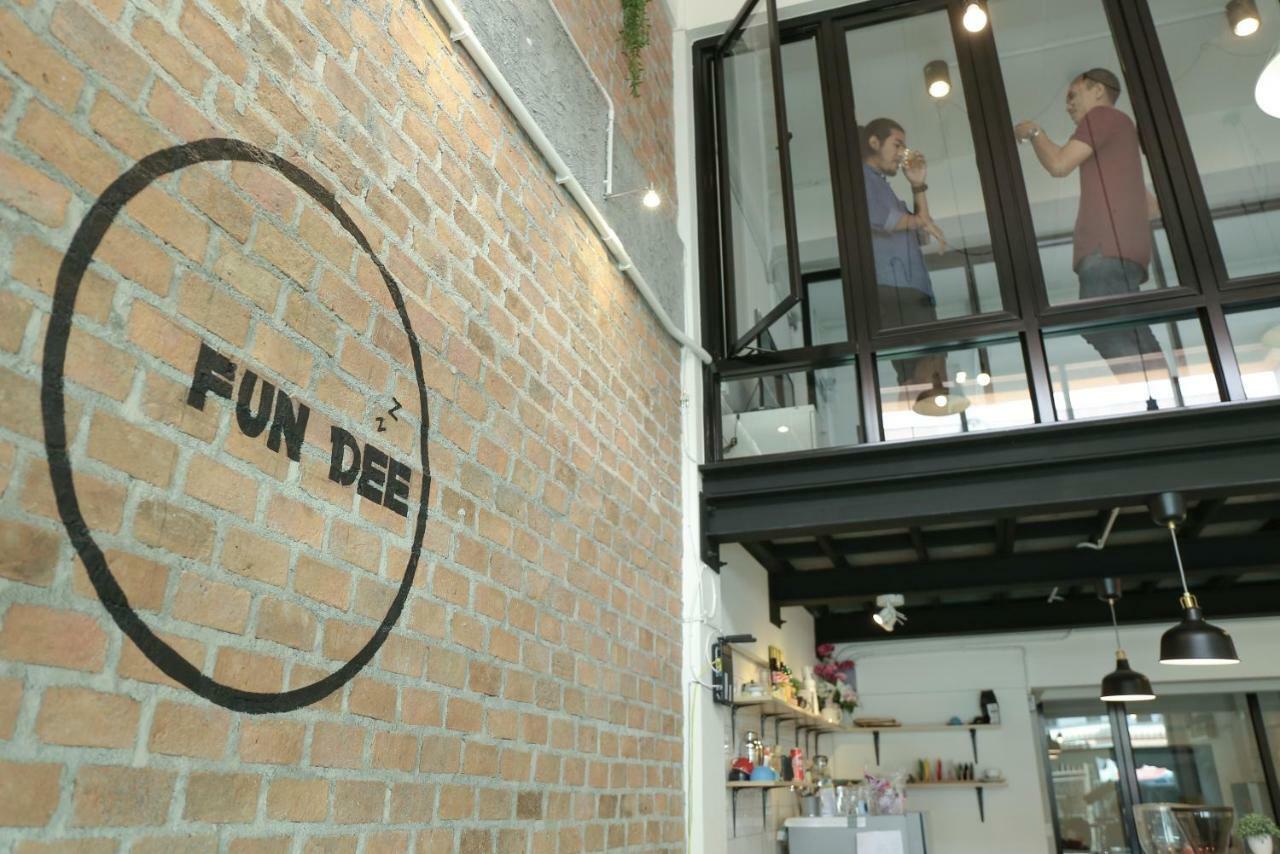 Fun Dee Hostel Ayutthaya Exterior foto